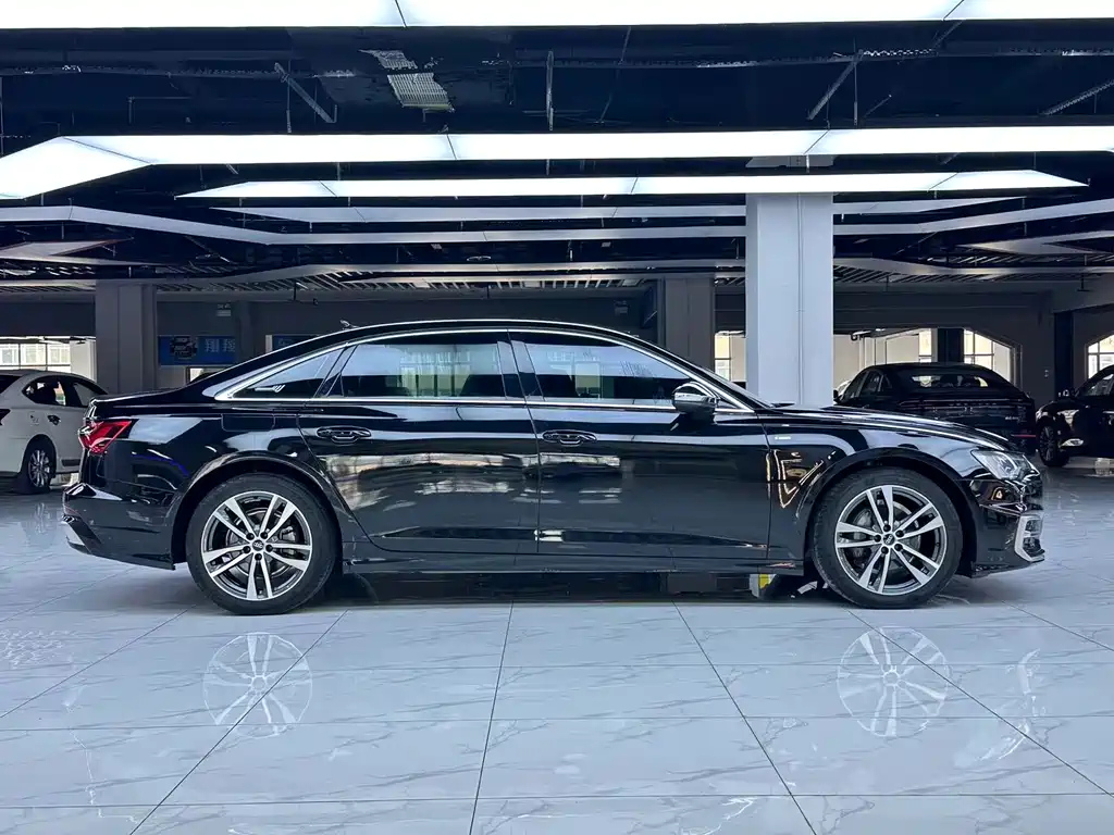 AUDI A6L 2023