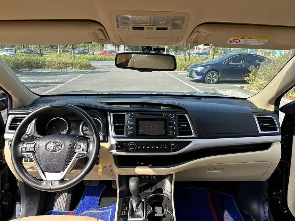 TOYOTA HIGHLANDER 2018