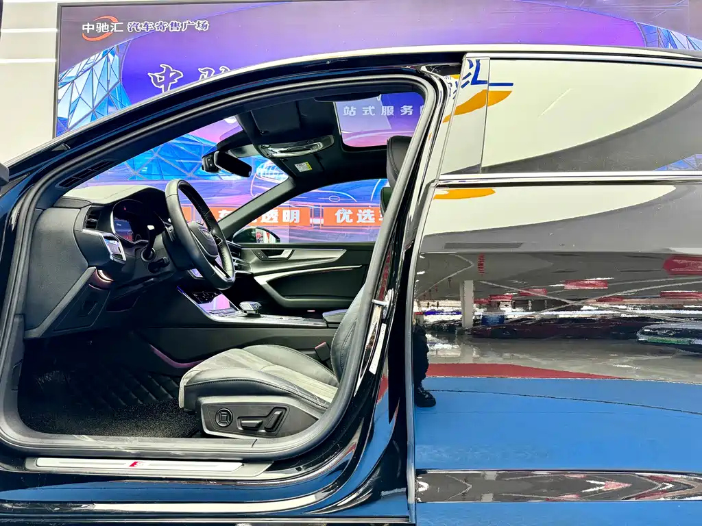 AUDI A6L 2021