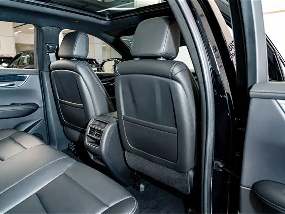 CADILLAC XT5 2023
