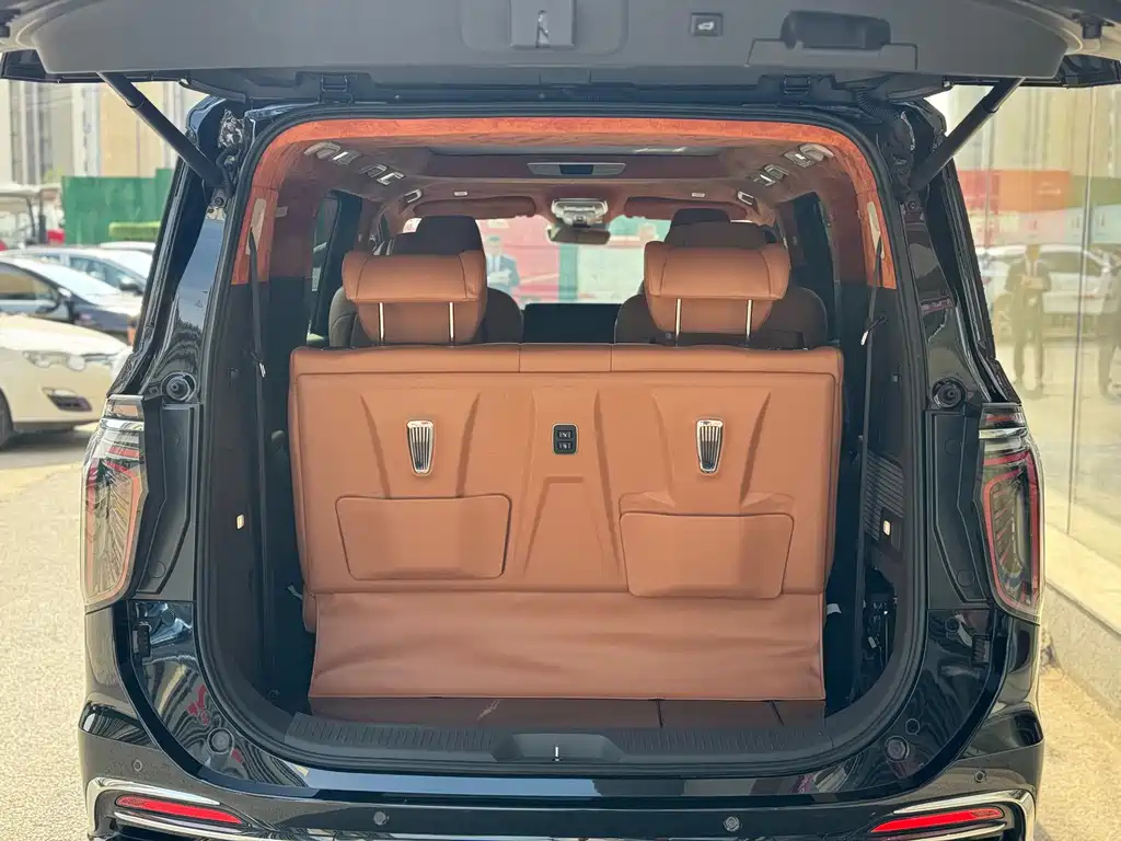 HONGQI HQ9 2023