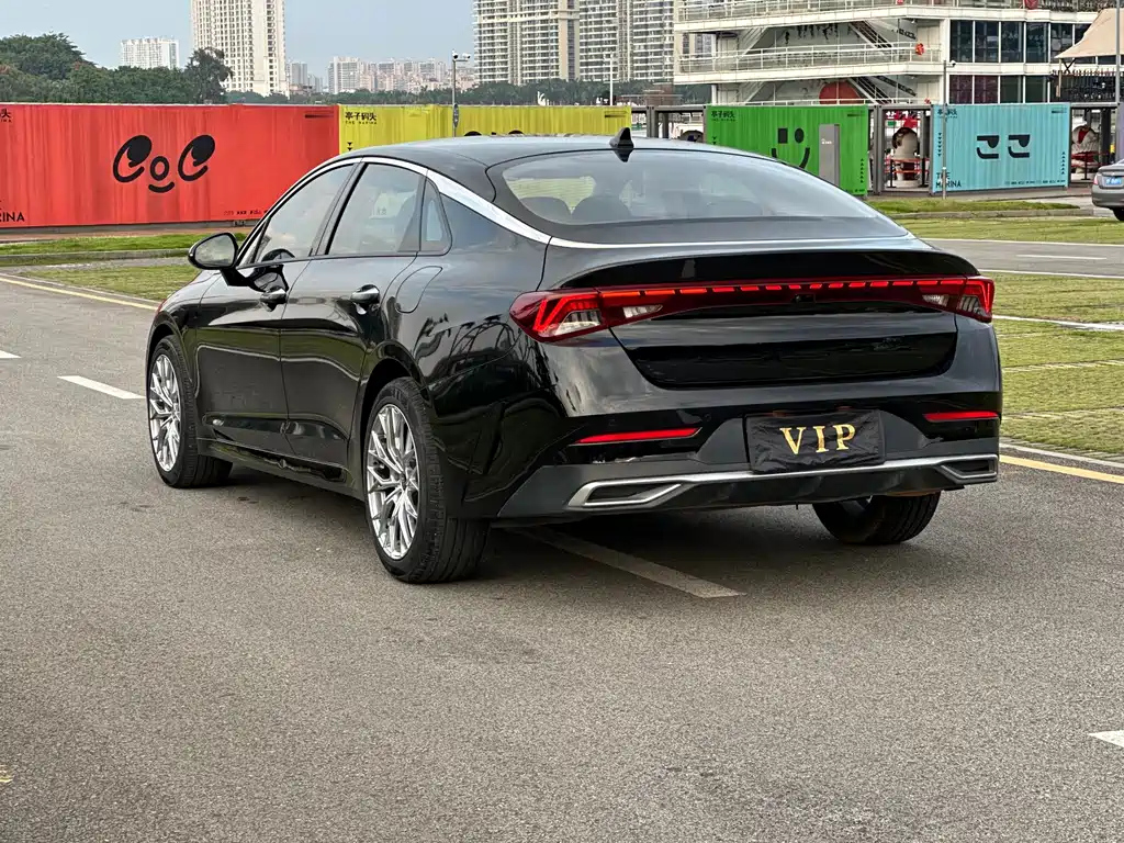 KIA K5 2022