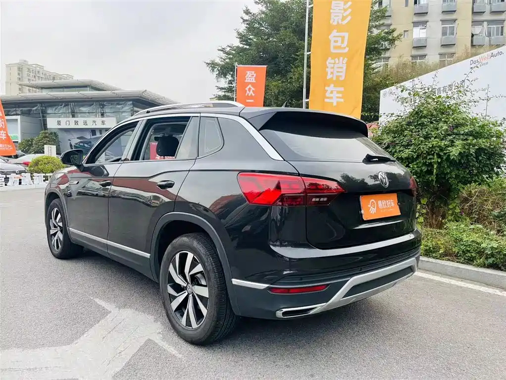 VOLKSWAGEN TAYRON 2022