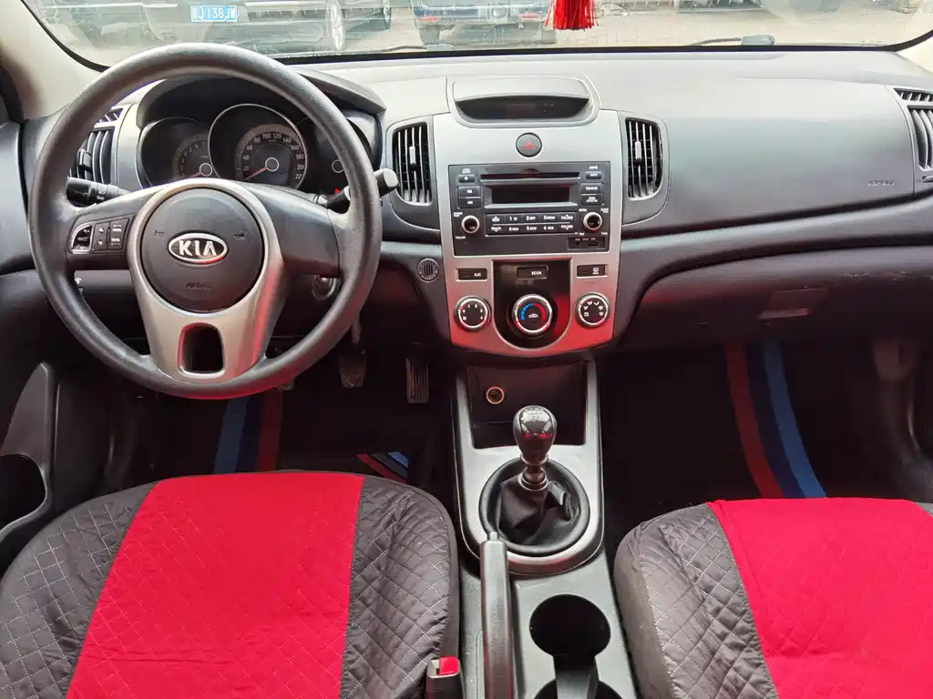 KIA FORTE 2012