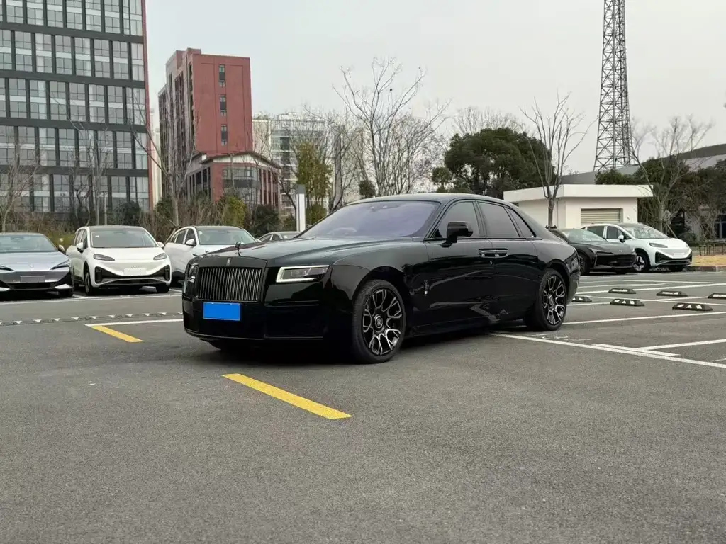 ROLLS ROYCE GHOST 2022