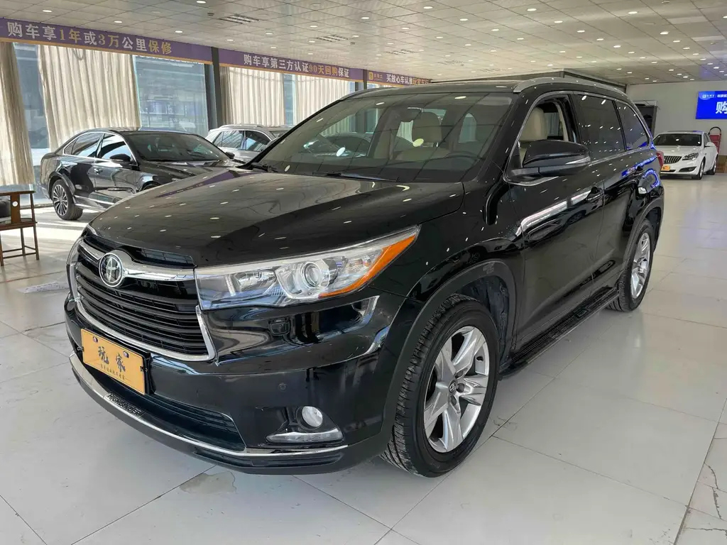 TOYOTA HIGHLANDER 2015