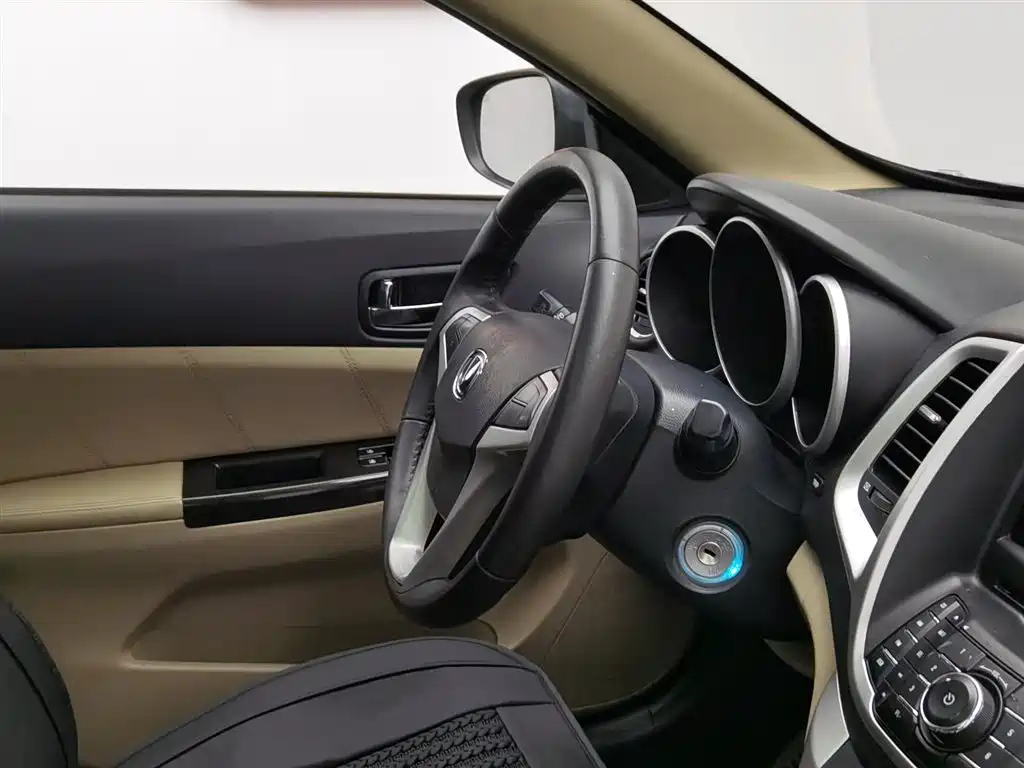CHANGAN EADO 2014