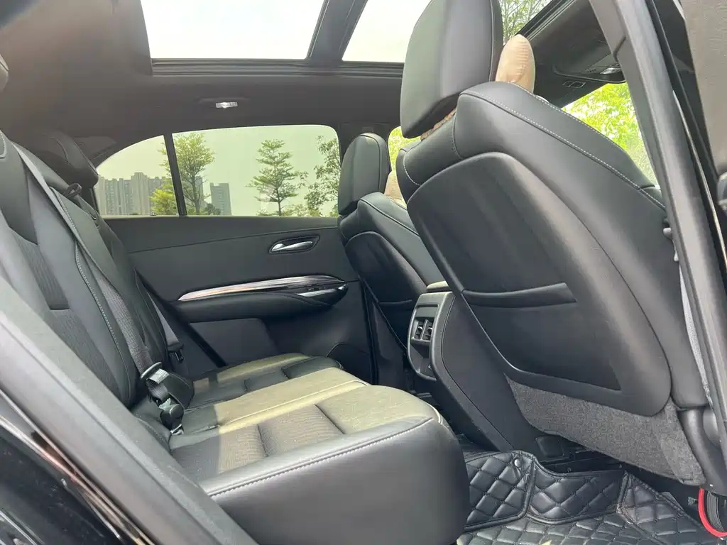 CADILLAC XT4 2022