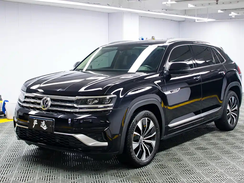 VOLKSWAGEN TOURAN 2021