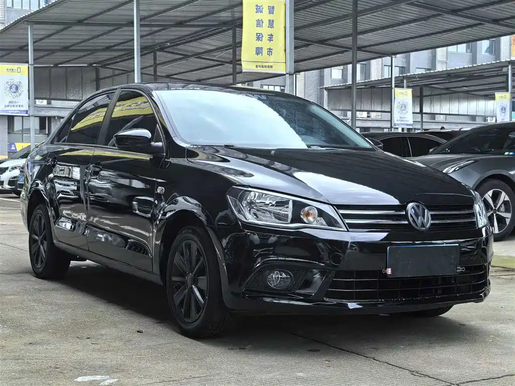 VOLKSWAGEN JETTA 2015