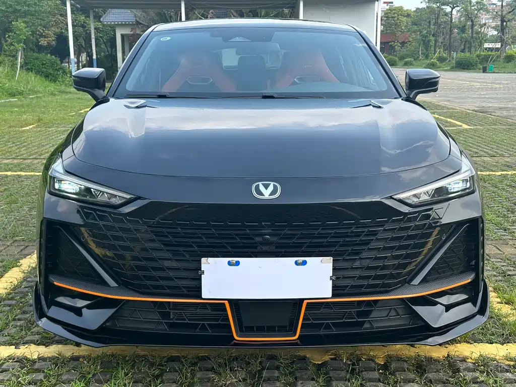 CHANGAN UNI-V 2023