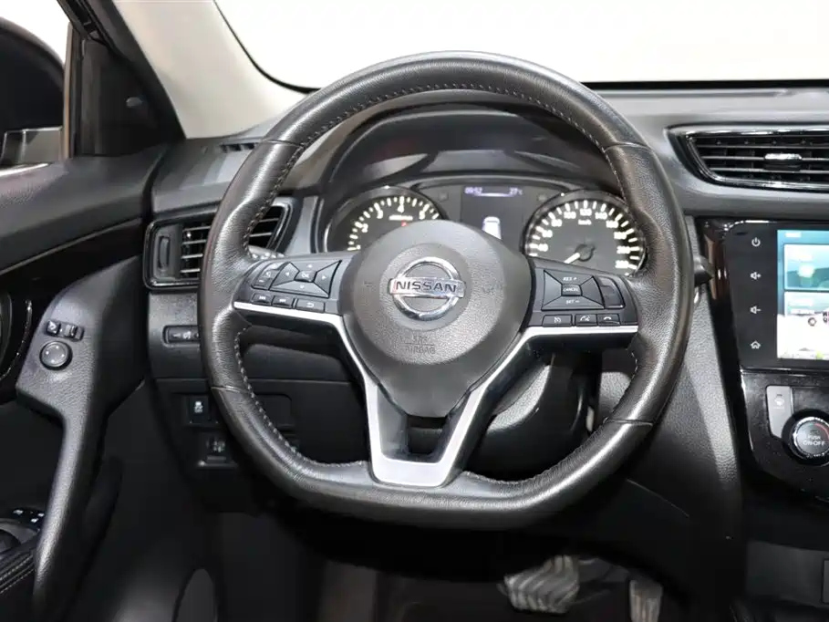 NISSAN X-TRAIL 2019