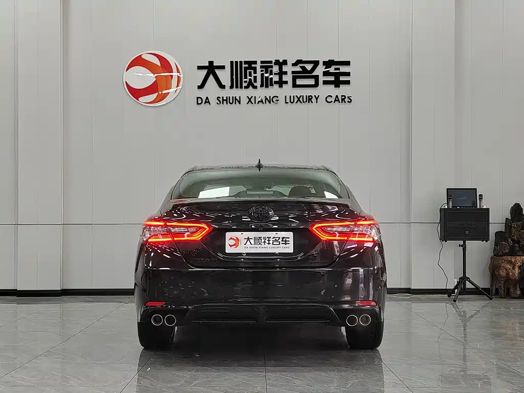 TOYOTA CAMRY 2023