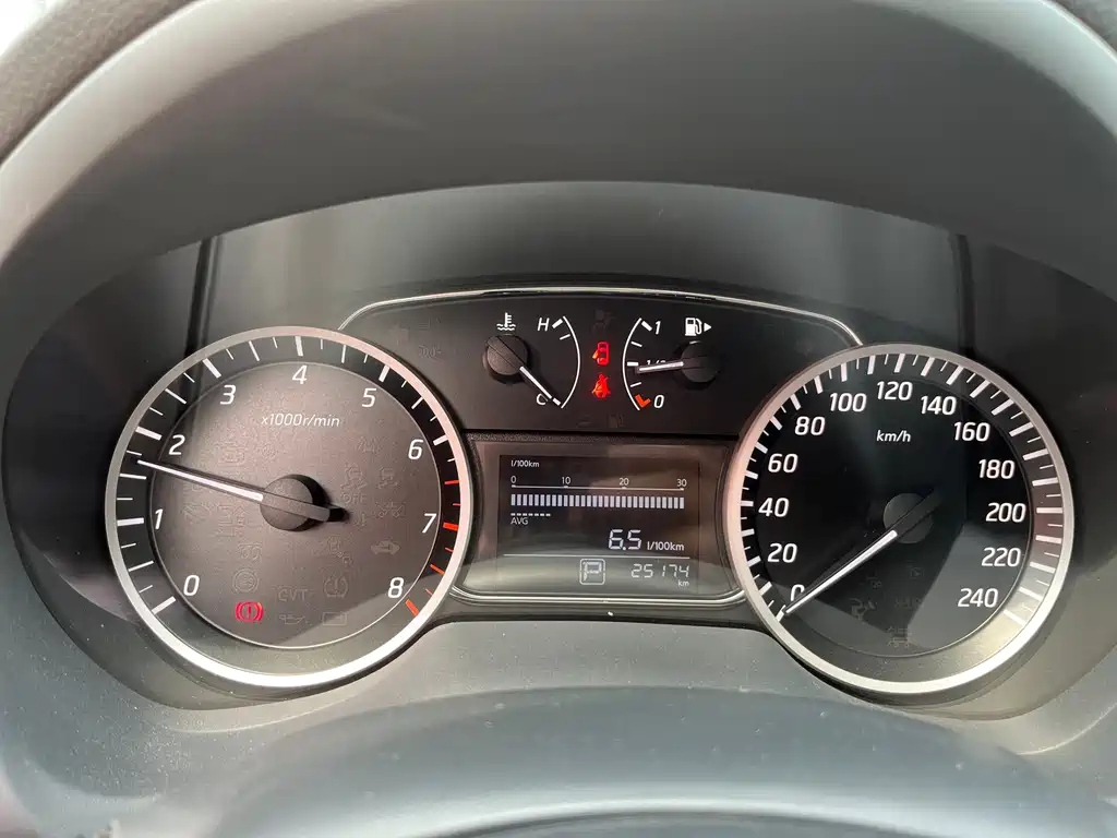 NISSAN SYLPHY 2022