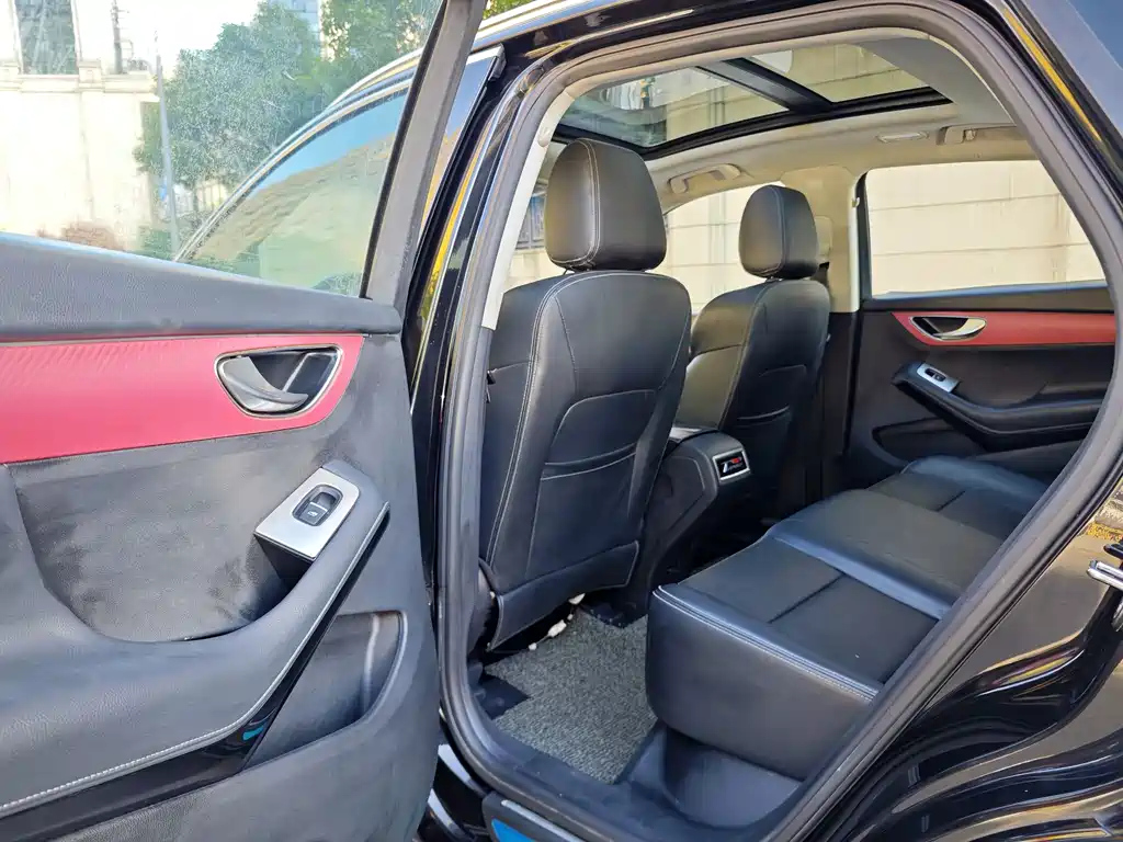 ZOTYE SR7 2016