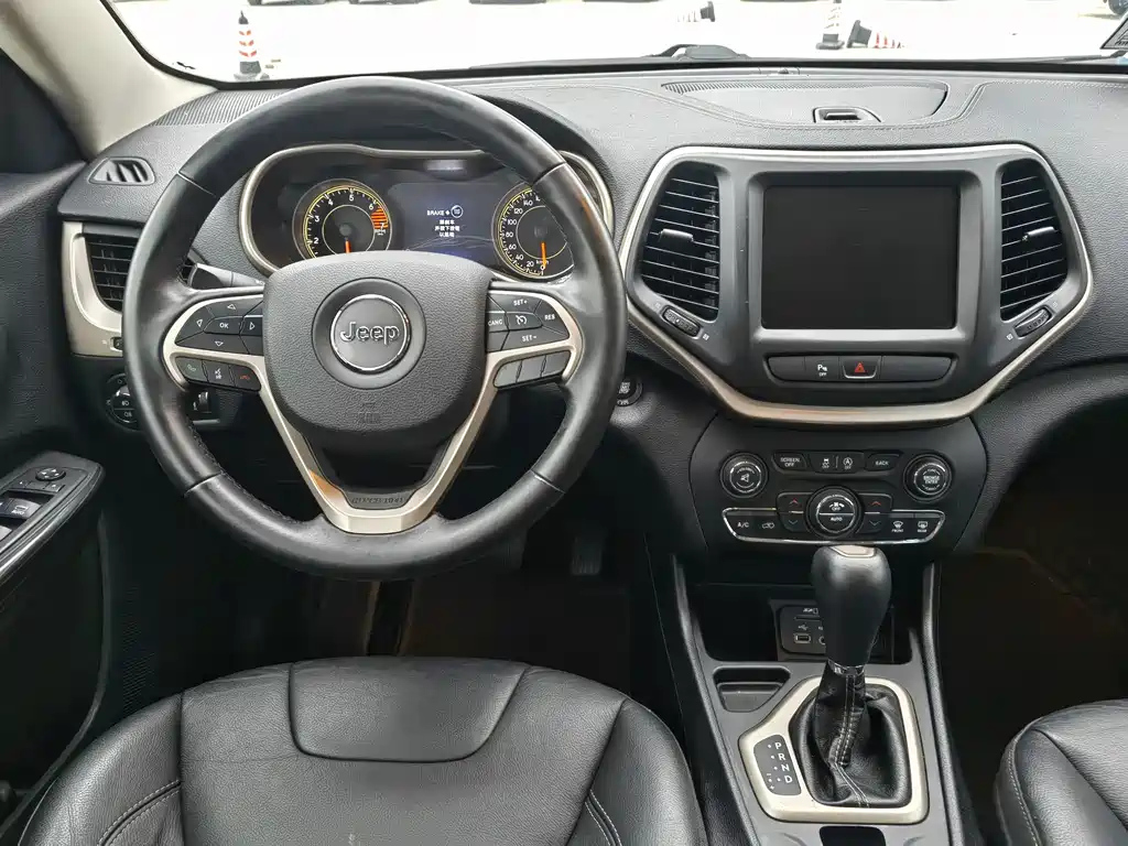 JEEP CHEROKEE 2017