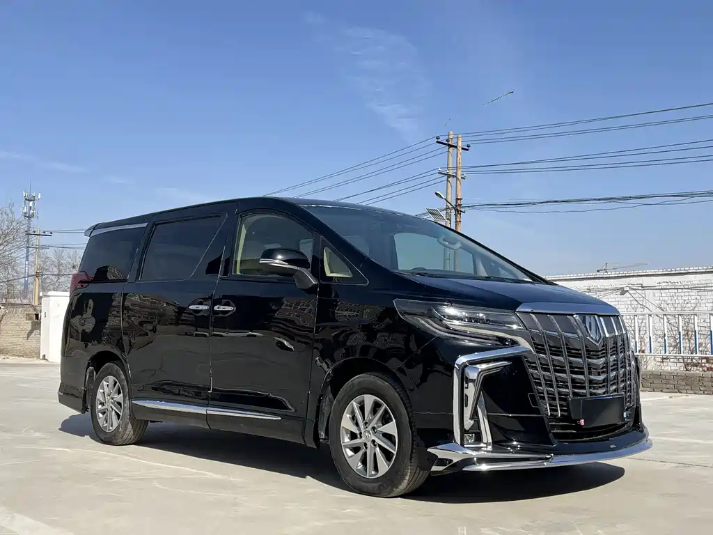 TOYOTA ALPHARD 2012