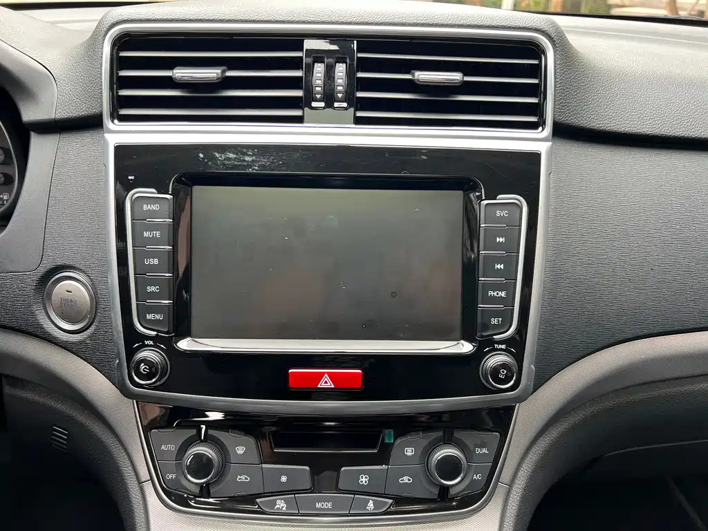 HAVAL M6 2019