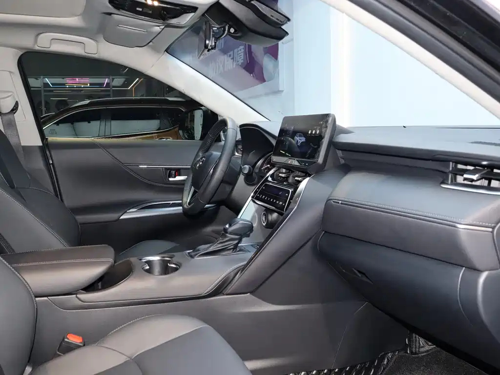 TOYOTA VENZA 2023