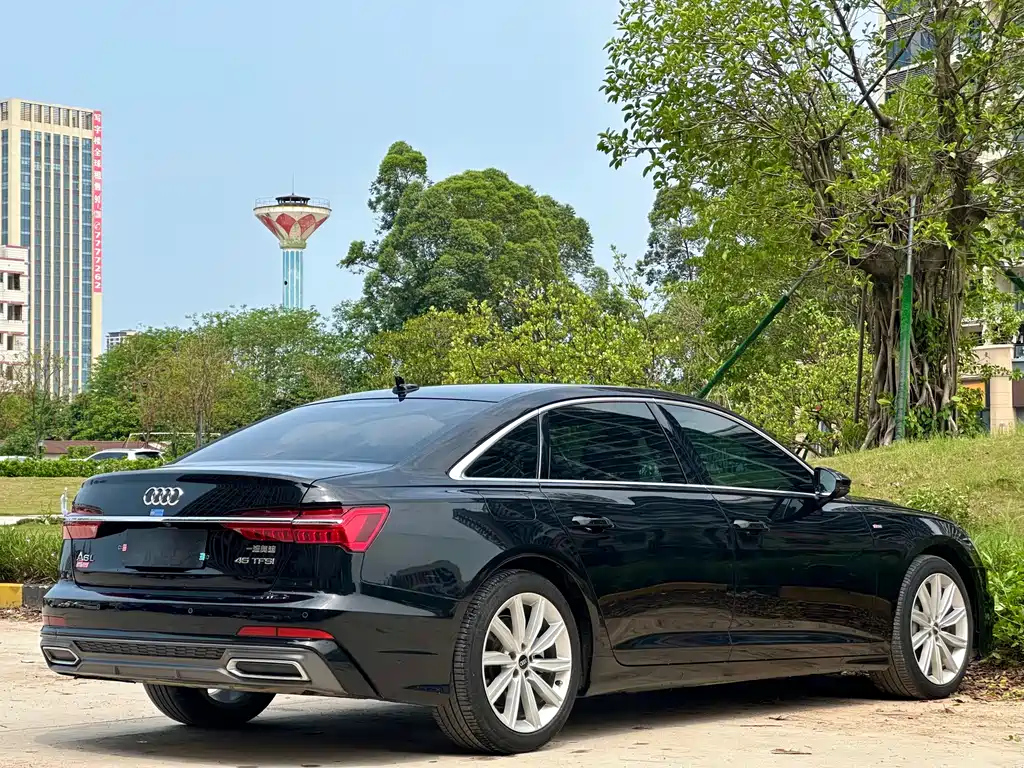 AUDI A6L 2021