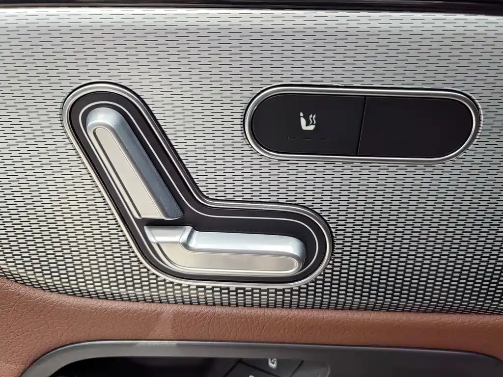 MERCEDES BENZ GLB 2020