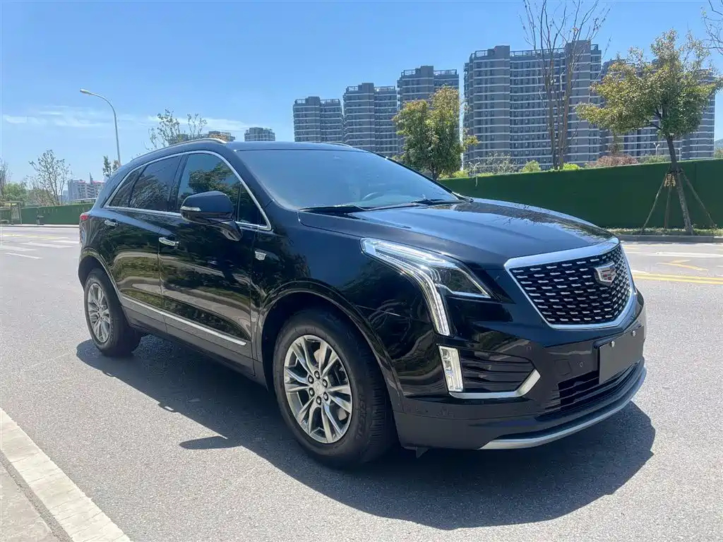 CADILLAC XT5 2021