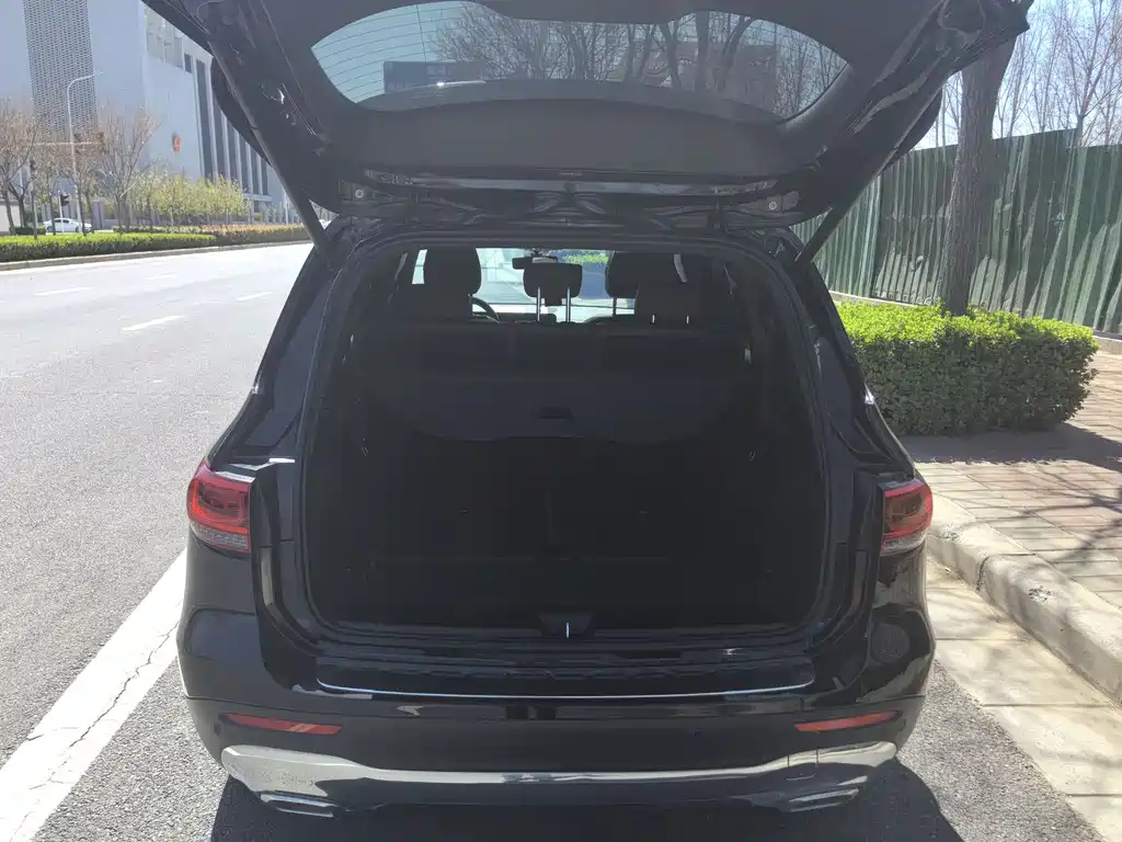 MERCEDES BENZ GLB 2021