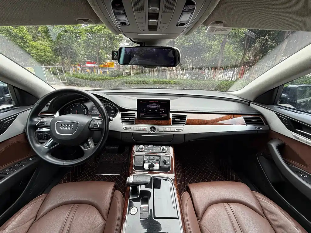 AUDI A8 2013