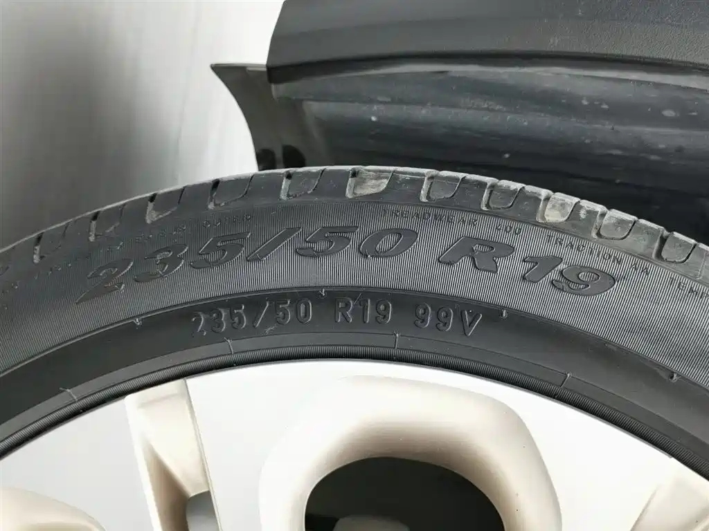 LYNK&CO 01 2018