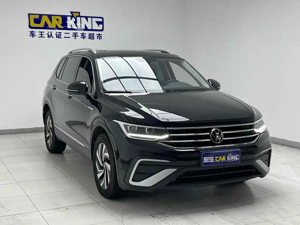 VOLKSWAGEN TIGUAN L 2022