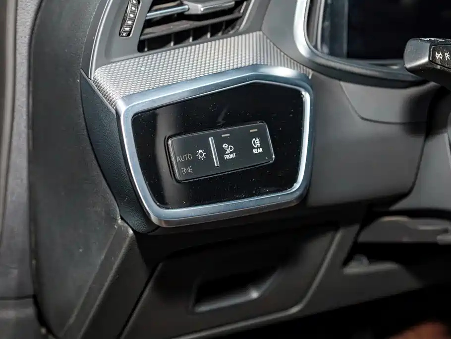 AUDI A6L 2023
