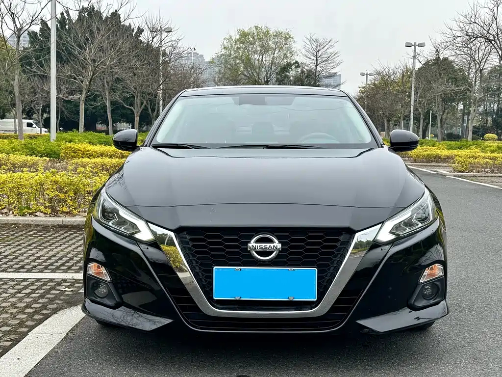 NISSAN TEANA 2021