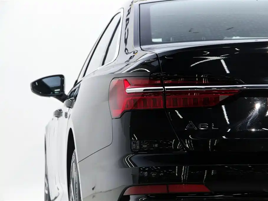 AUDI A6L 2023