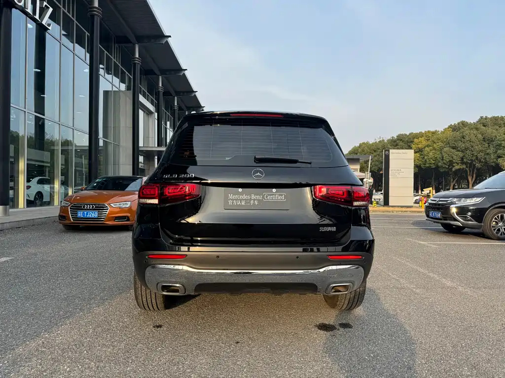 MERCEDES BENZ GLB 2022