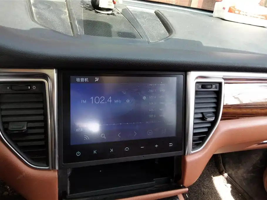 ZOTYE SR9 2016
