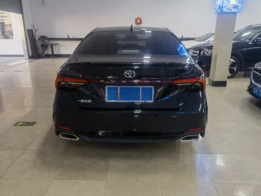 TOYOTA AVALON 2021