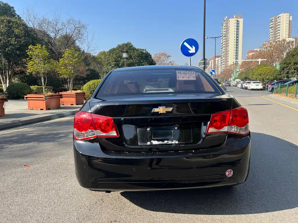CHEVROLET CRUZE 2012