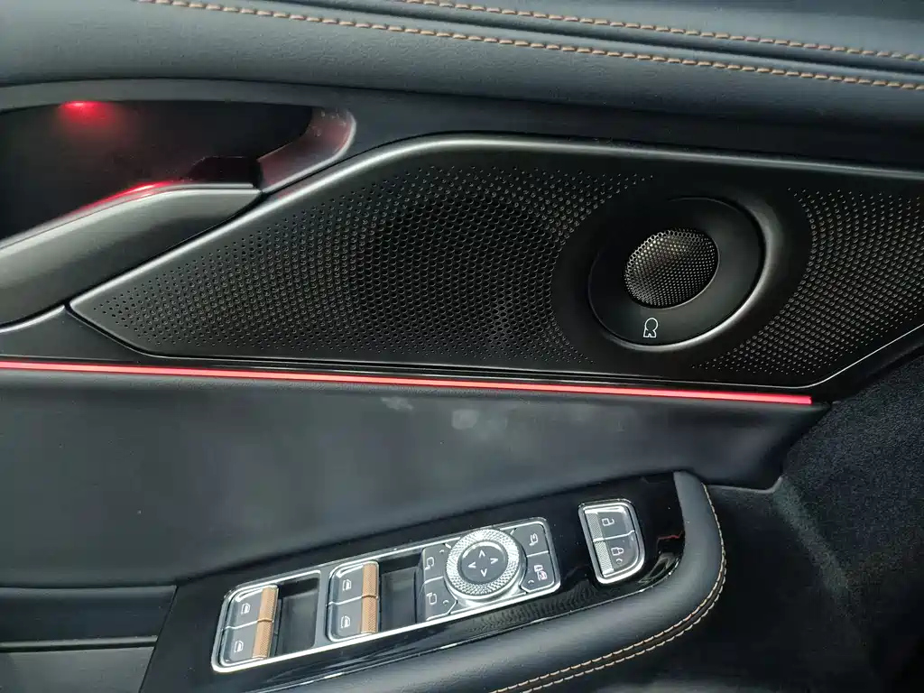 LINCOLN Z 2023