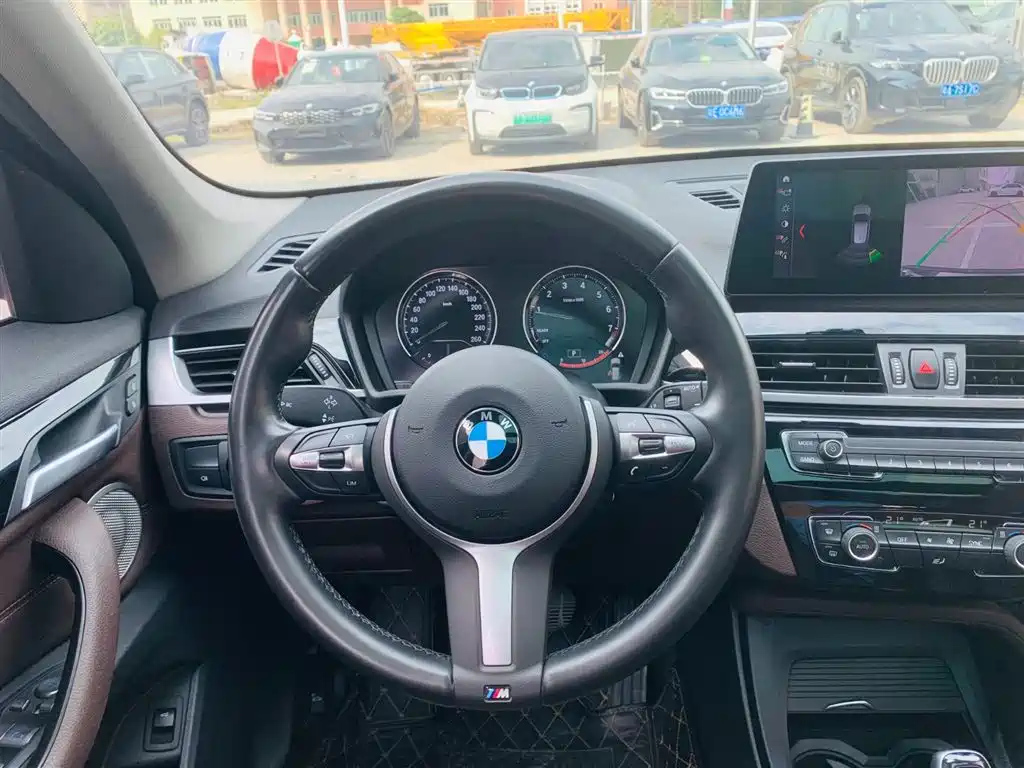 BMW X1 2021