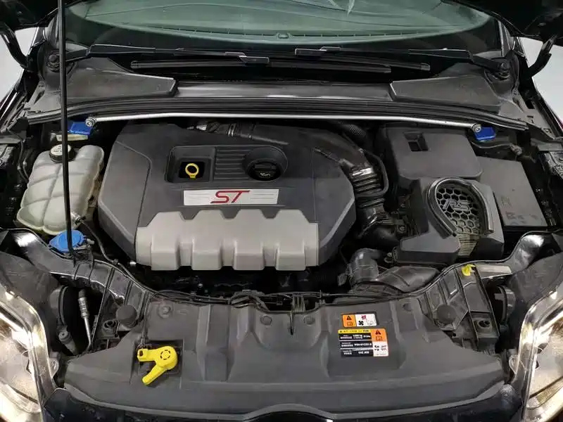 FORD FOCUS IMPORT 2014