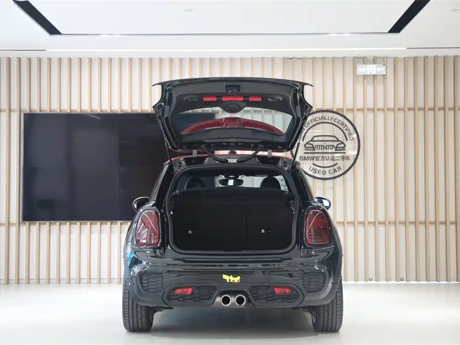 MINI JCW 2021