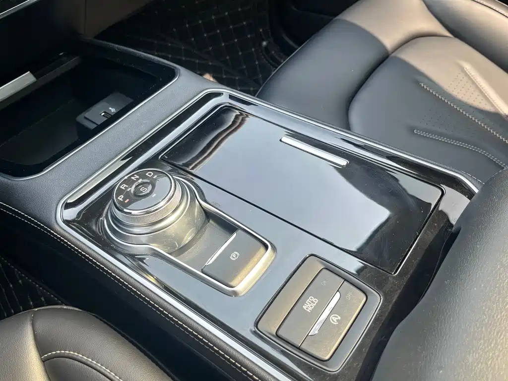FORD EDGE 2021