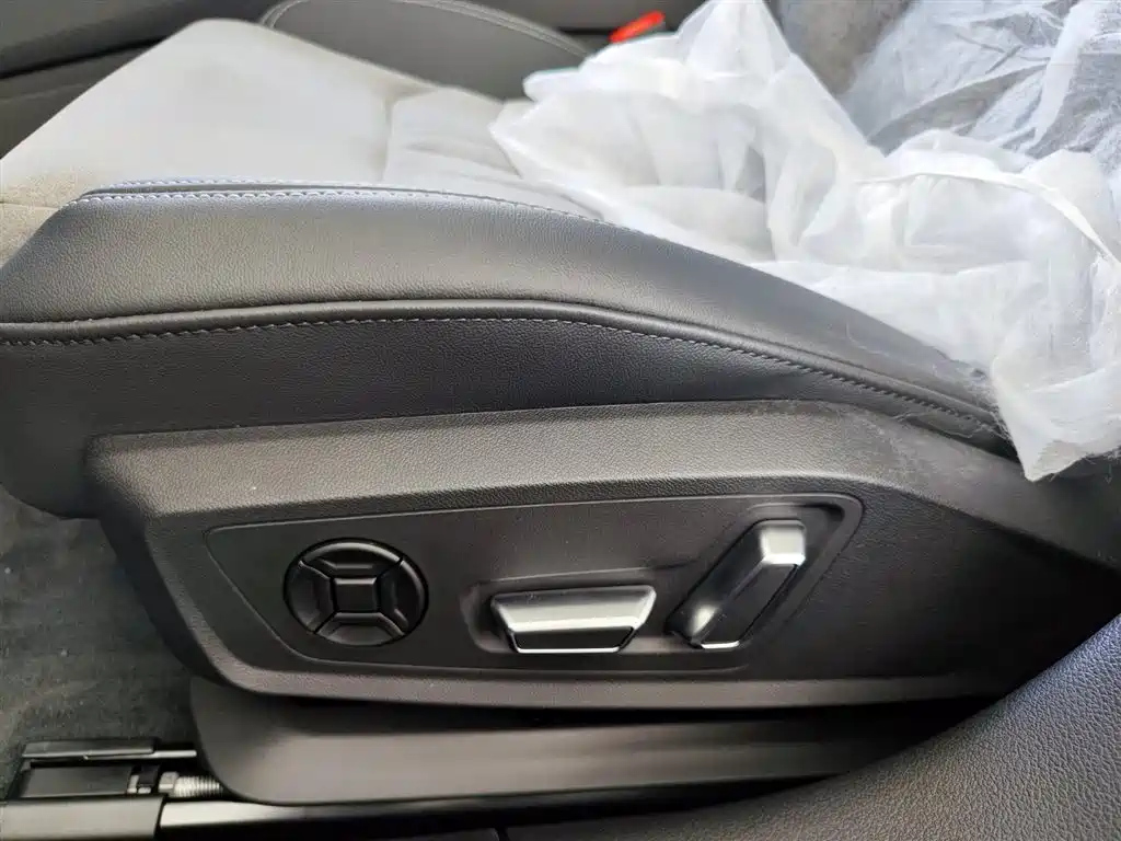 AUDI A6L 2024