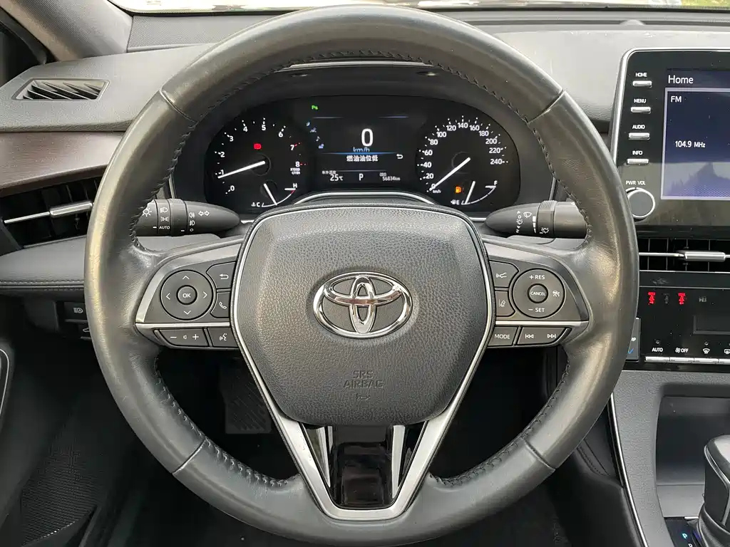 TOYOTA AVALON 2020