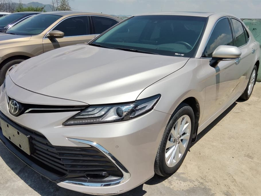 TOYOTA CAMRY 2021