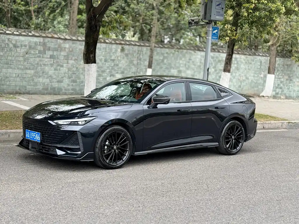CHANGAN UNI-V 2023