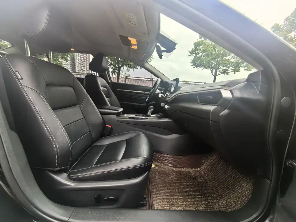 NISSAN TEANA 2021