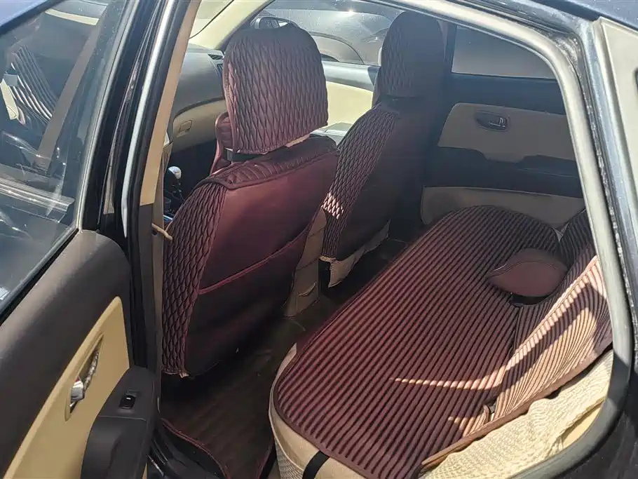 HYUNDAI CELESTA 2011