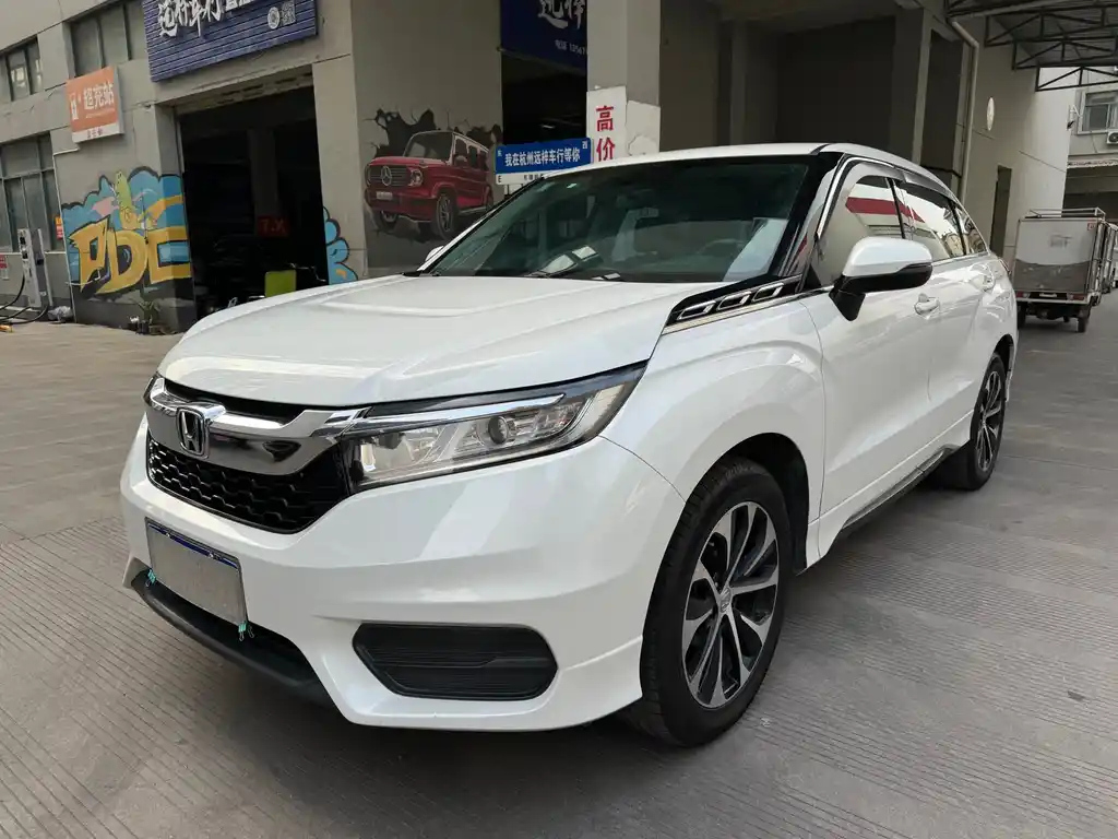 HONDA AVANCIER 2019