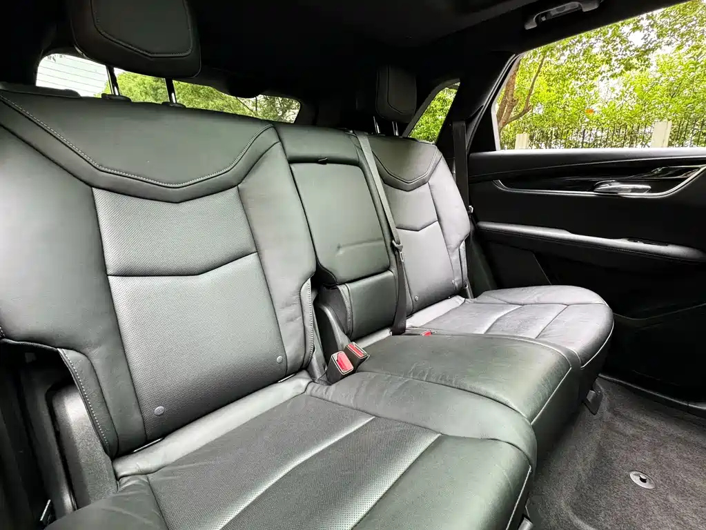 CADILLAC XT5 2023
